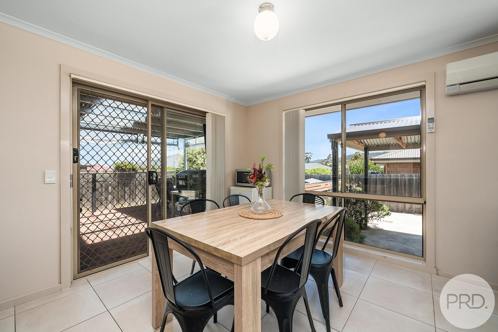2/57 Cavenor Drive ROKEBY 10