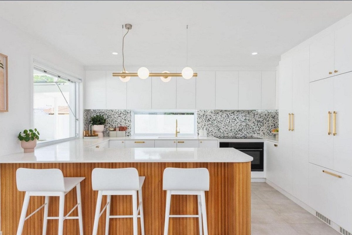 2/57 Nobby Parade Miami 2