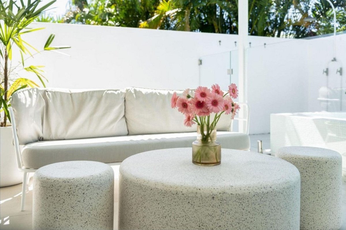 2/57 Nobby Parade Miami 5