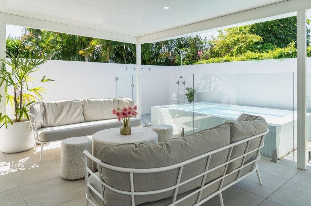 2/57 Nobby Parade Miami 17