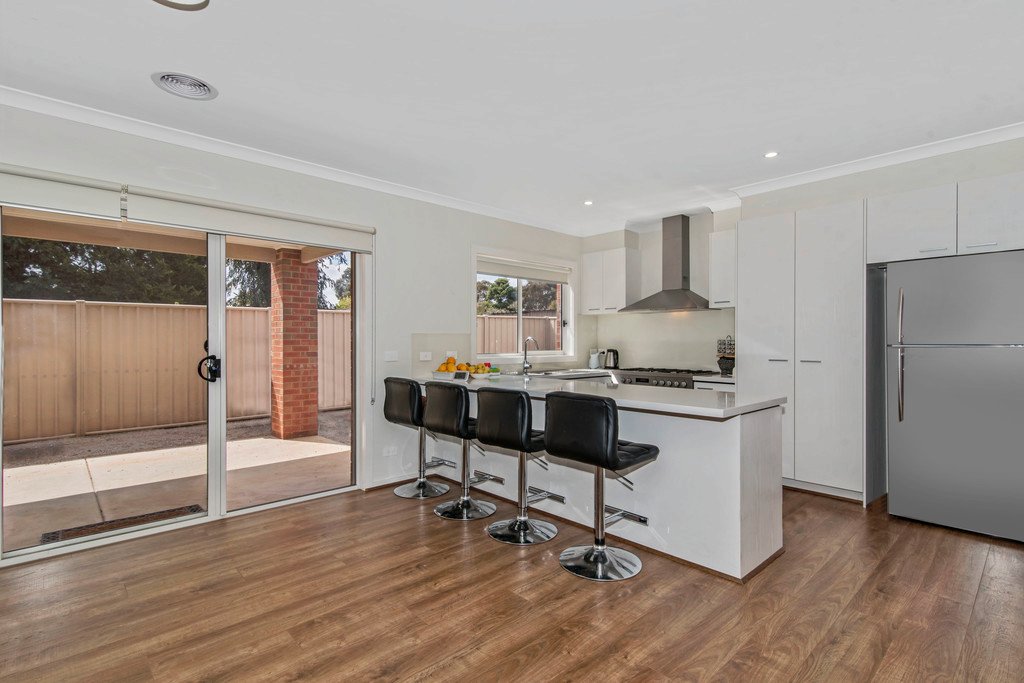 2/57 Ryalls Lane STRATHFIELDSAYE 2