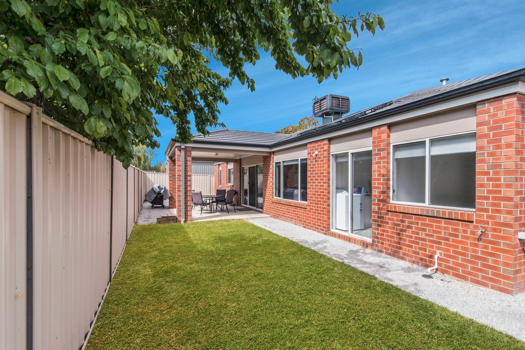 2/57 Ryalls Lane STRATHFIELDSAYE 7