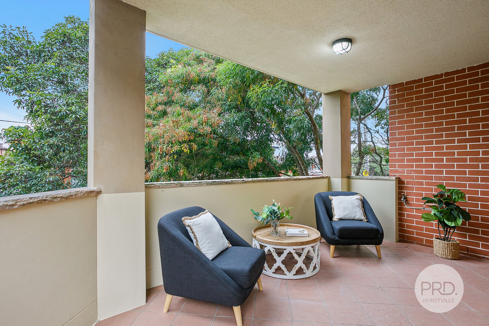 2/57 The Avenue HURSTVILLE 7