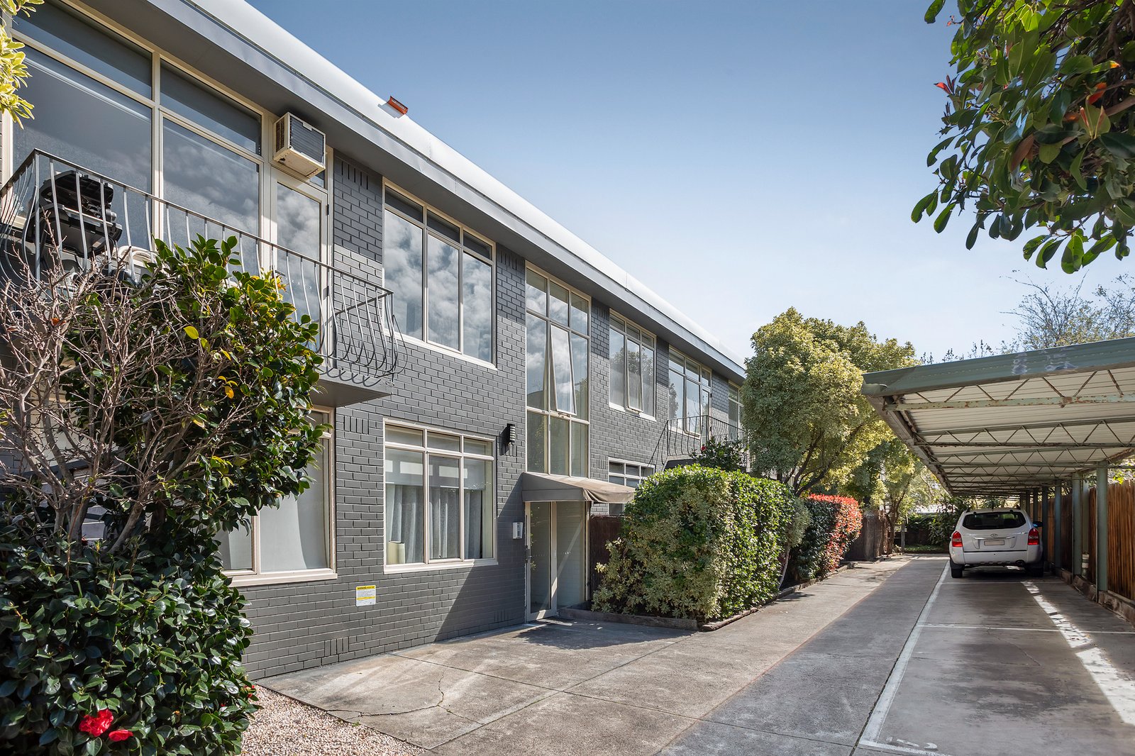 Real Estate and Property in 2/571 Glen Huntly Road, Elsternwick, VIC