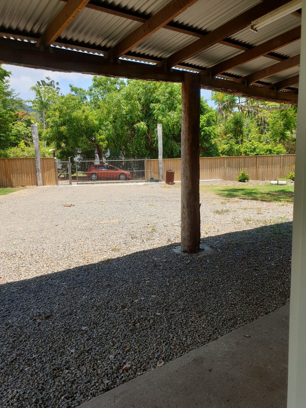 2575 Shute Harbour Road JUBILEE POCKET 24