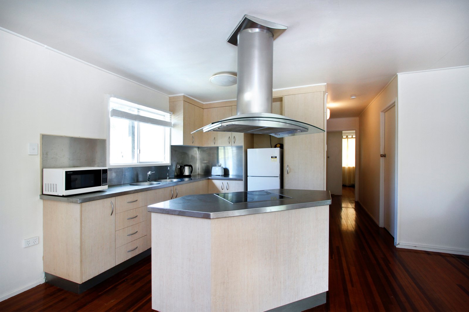 2579 Shute Harbour Road JUBILEE POCKET 28