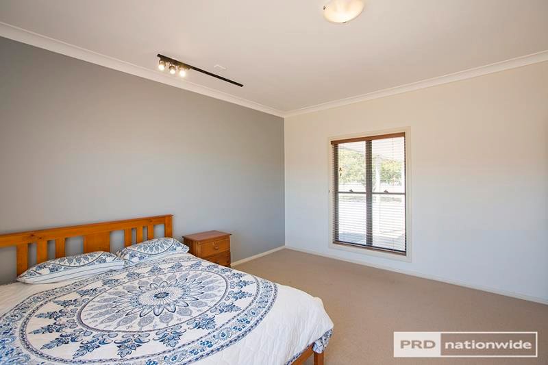 258-260 Forest Road TAMWORTH 5