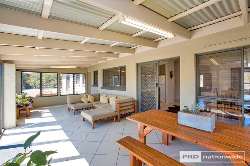 258-260 Forest Road TAMWORTH 7