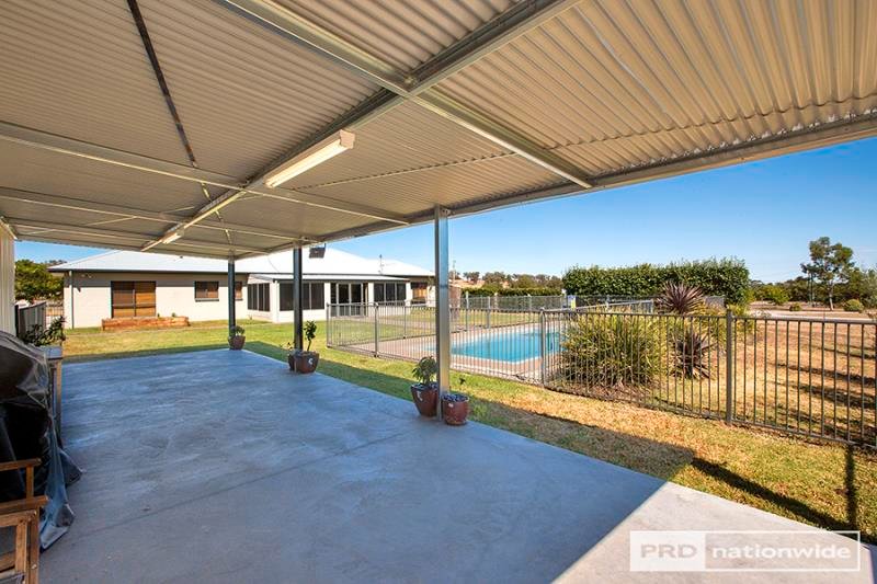 258-260 Forest Road TAMWORTH 8