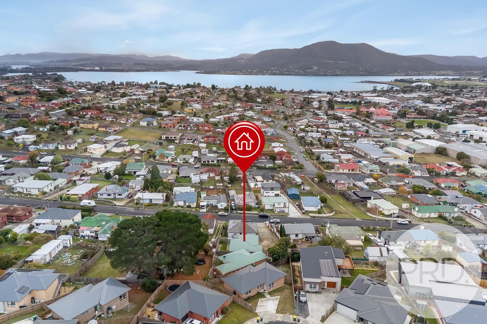 2/58 Kenbrae Avenue GLENORCHY 8