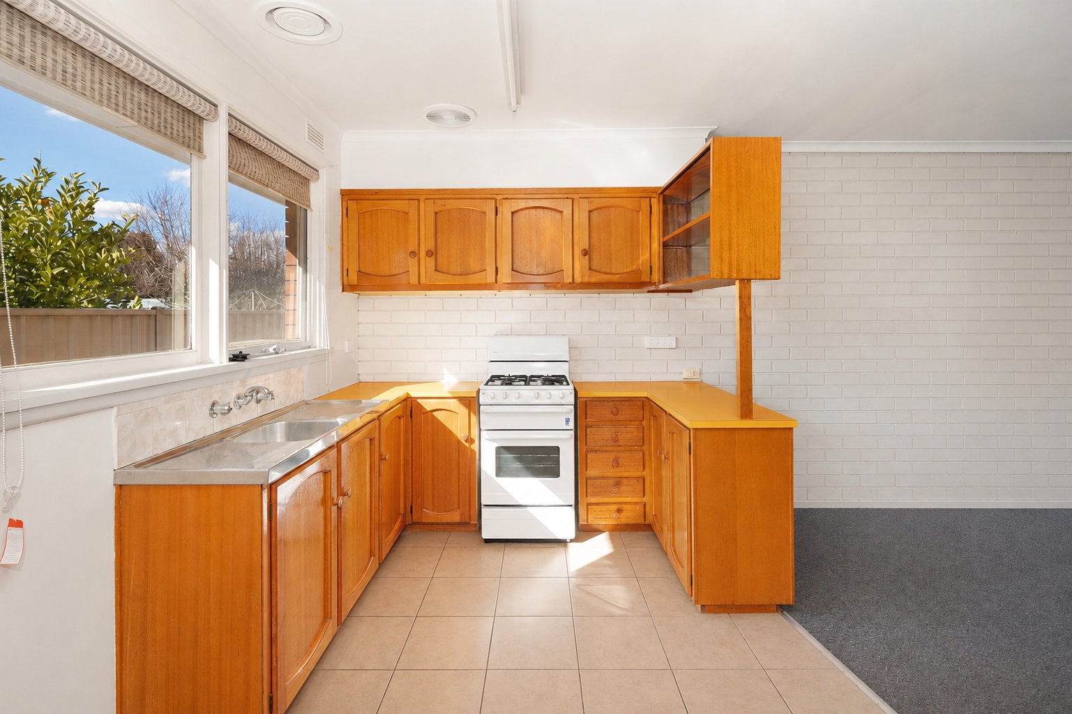 2/58 Park Street WENDOUREE 2