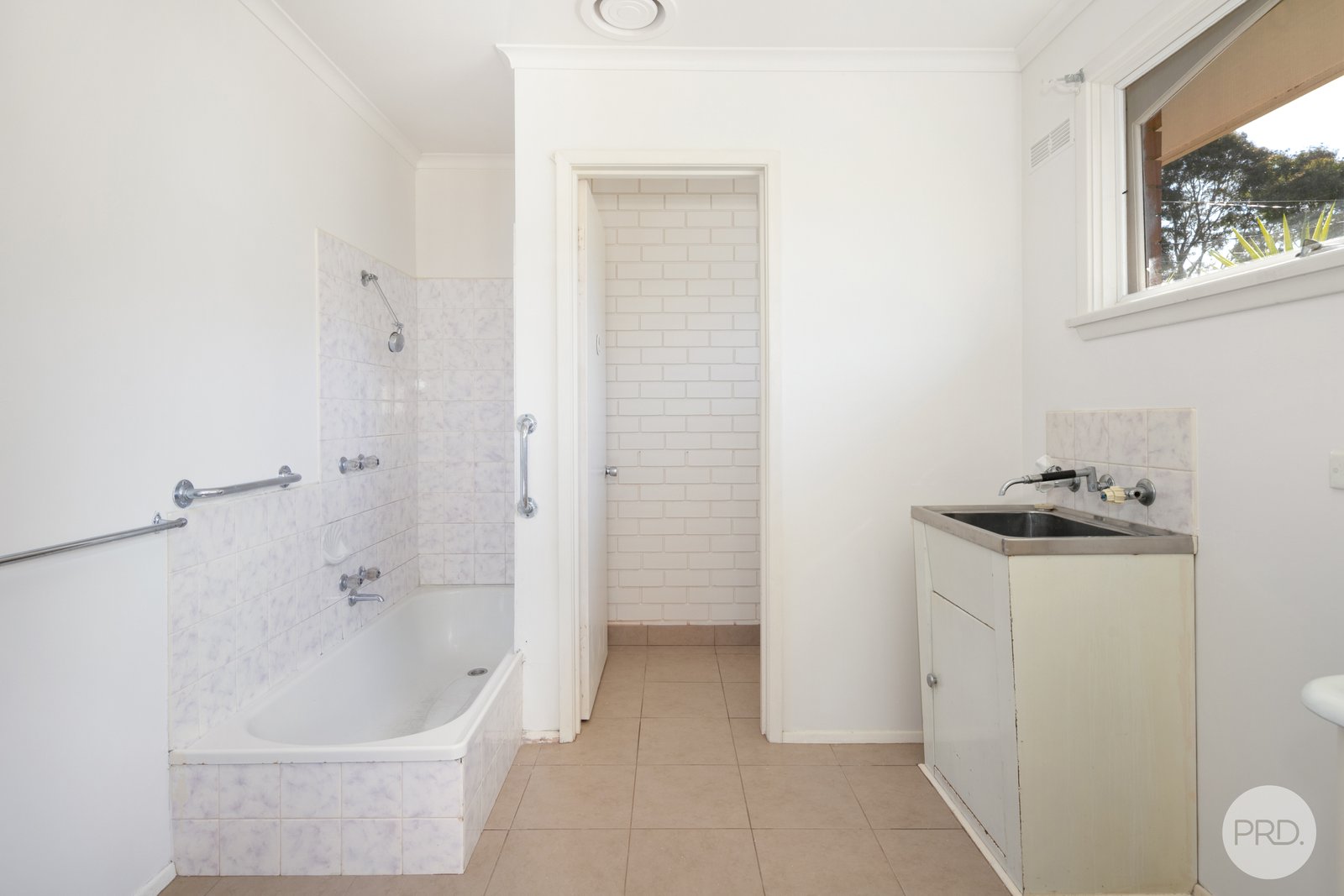 2/58 Park Street WENDOUREE 5
