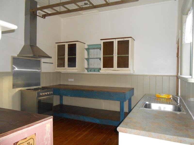 2/58 Upper Street TAMWORTH 7