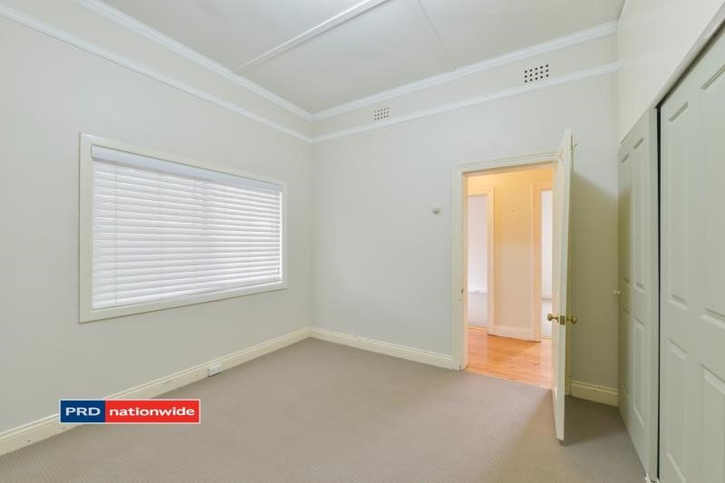 2/58 Upper Street TAMWORTH 4