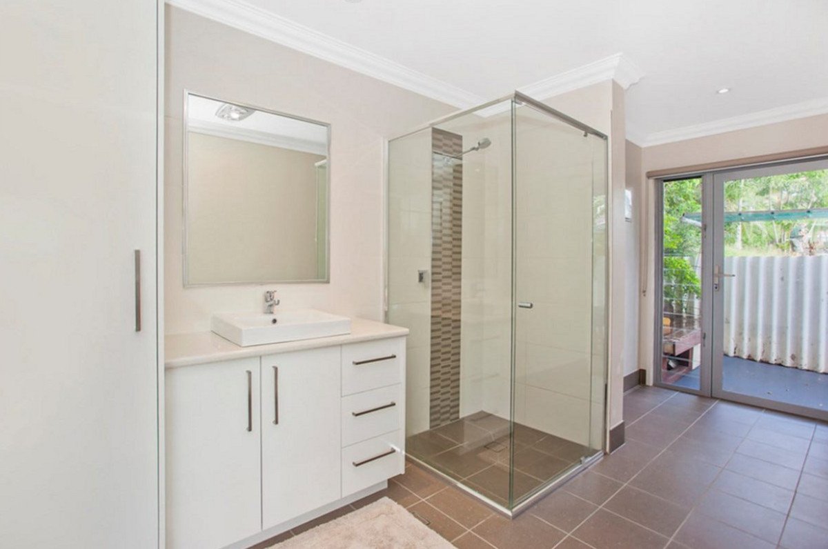 2/58 West Burleigh Road Burleigh Heads 8