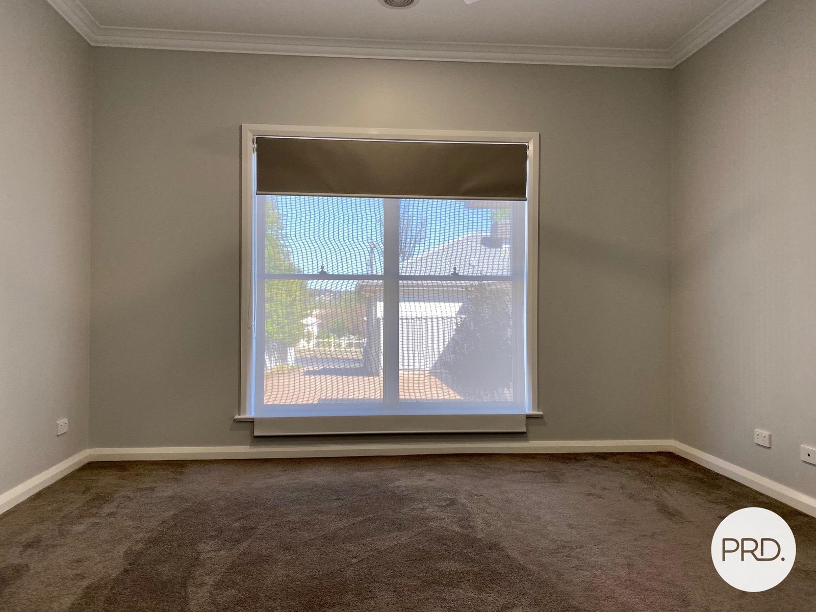 2/586 Schubach Street EAST ALBURY 8