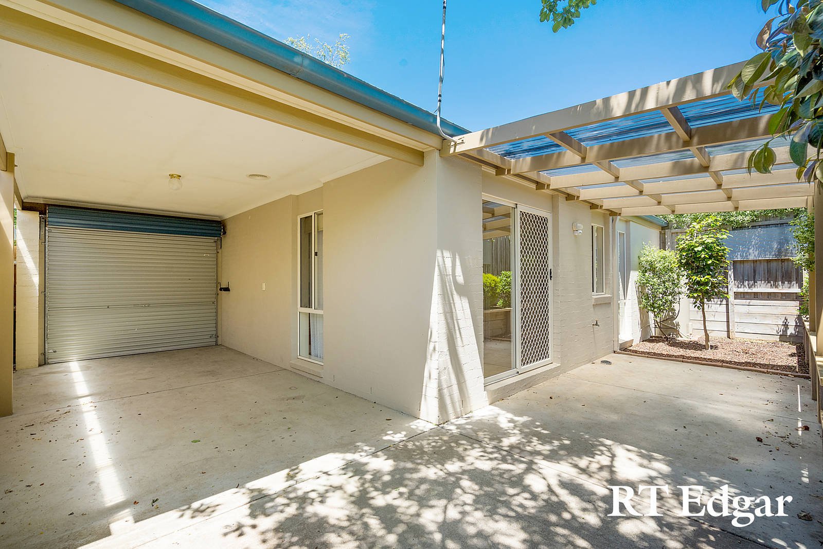 Real Estate and Property in 2/58a Urquhart Street, Woodend, VIC