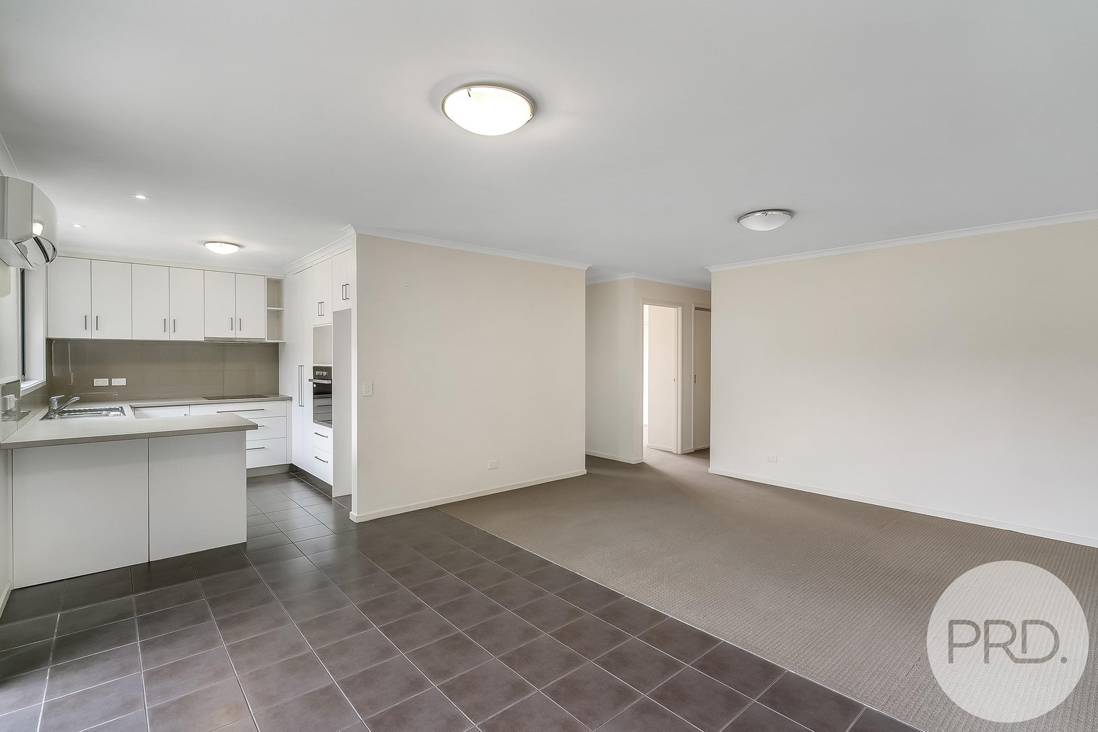 2/59 Drysdale Avenue KINGSTON 4