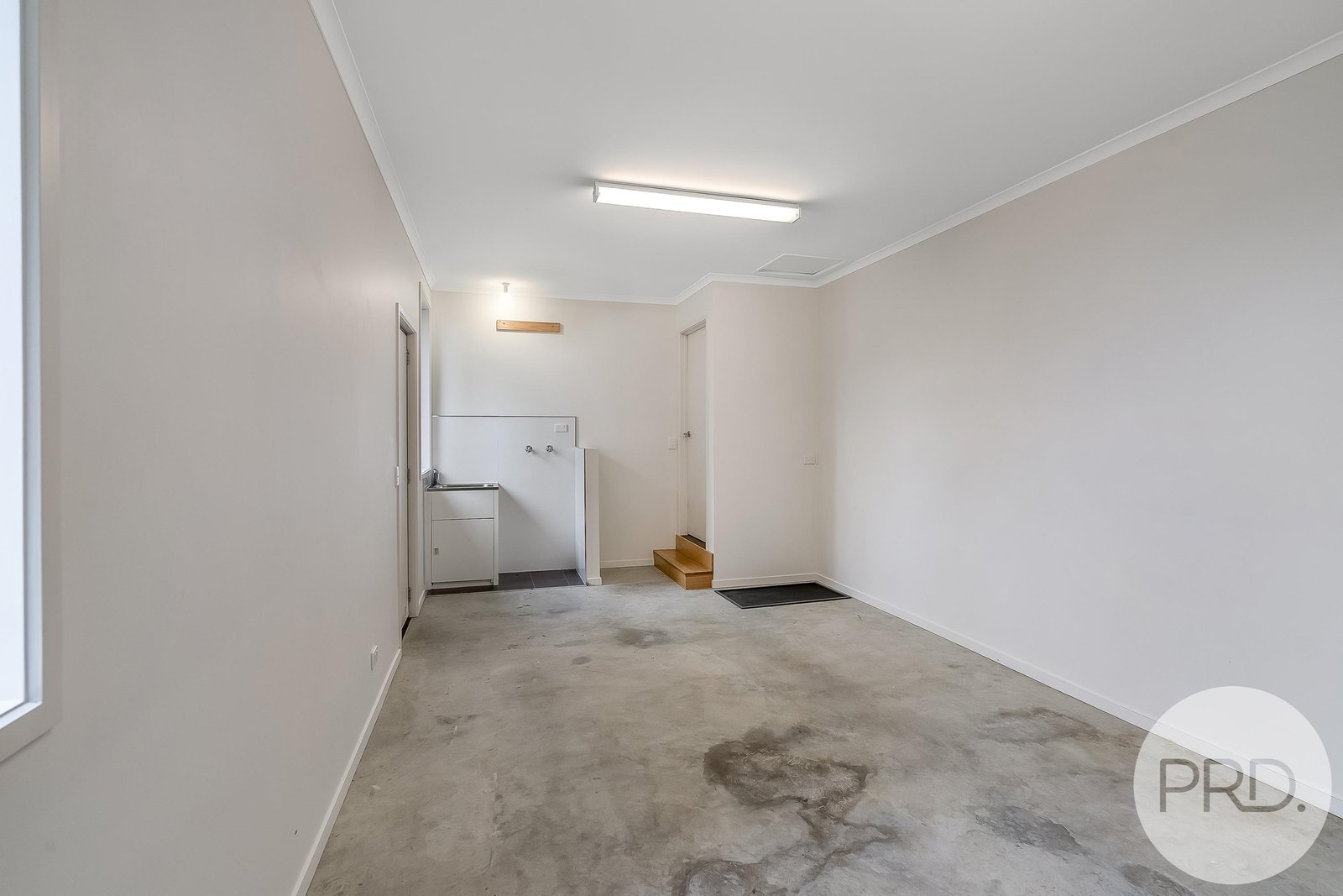 2/59 Drysdale Avenue KINGSTON 9