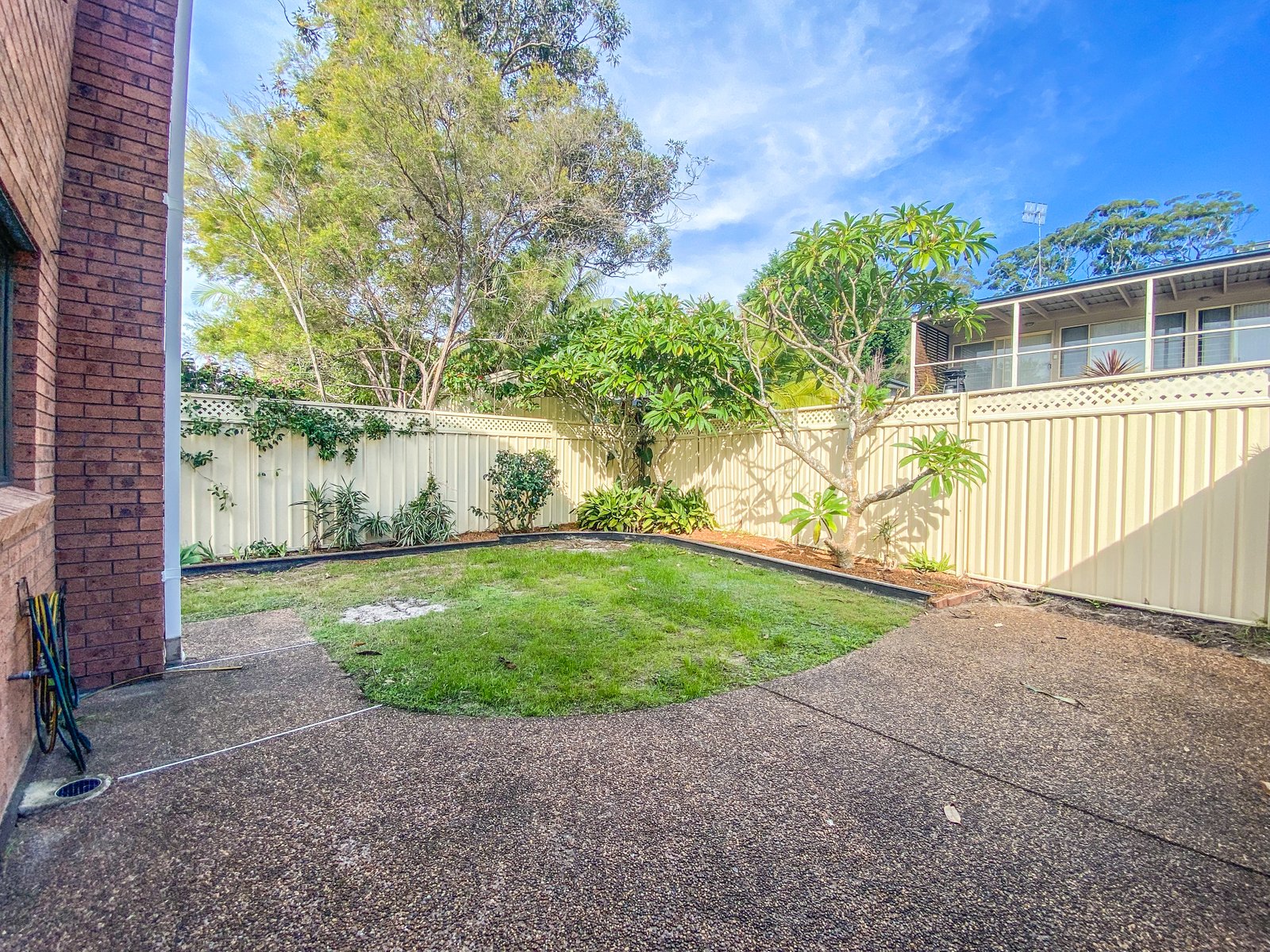 2/59 Pantowora Street CORLETTE 15