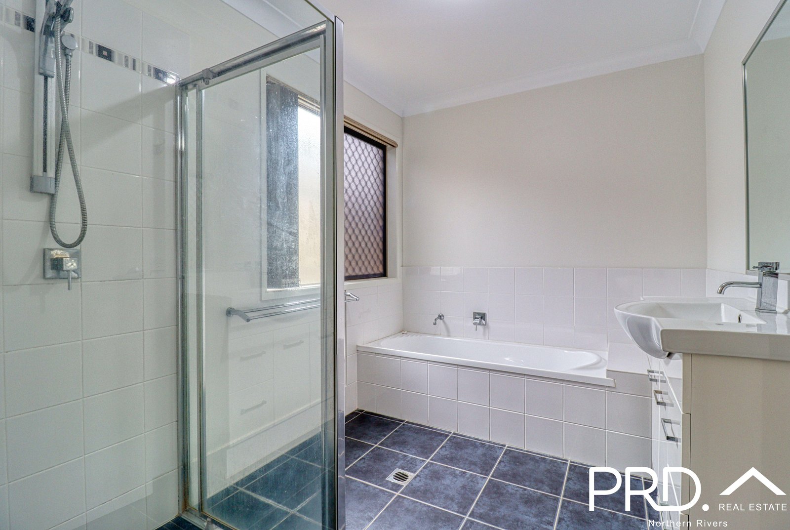 2/59 Sheppard Street CASINO 8