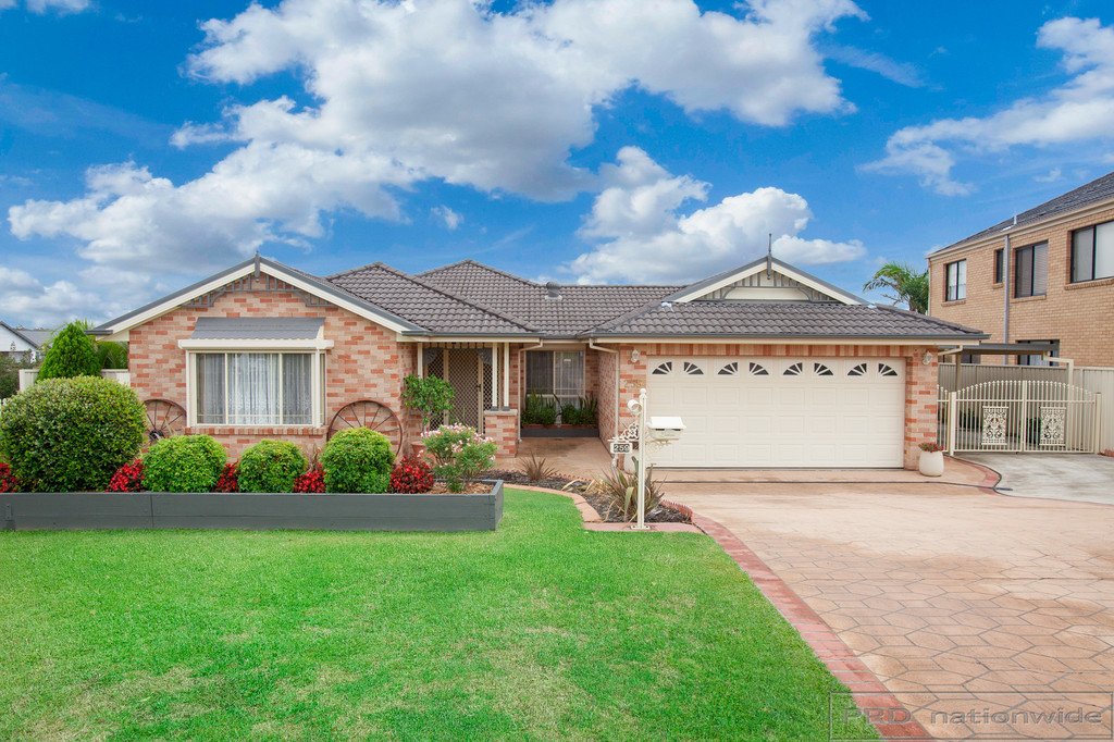 259 Somerset Dr  THORNTON 1