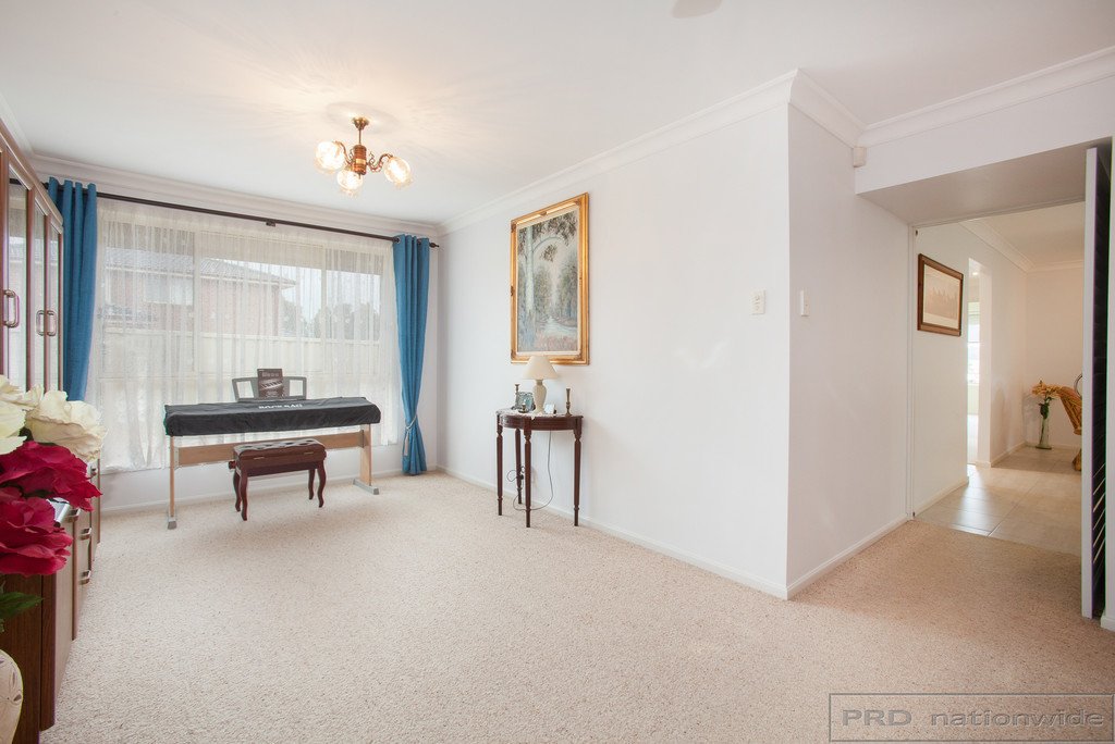 259 Somerset Dr  THORNTON 9