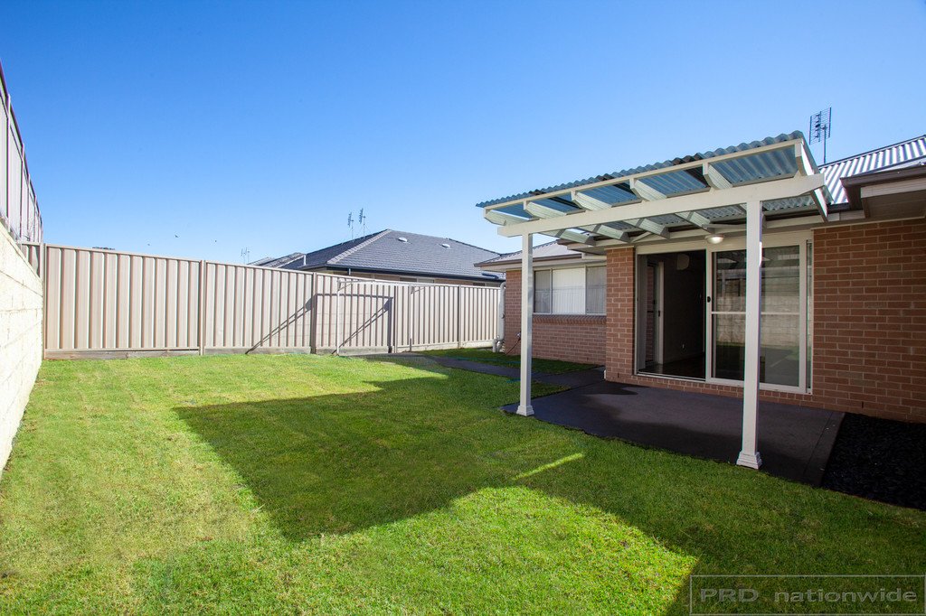 25A Carnarvon Circuit EAST MAITLAND 8