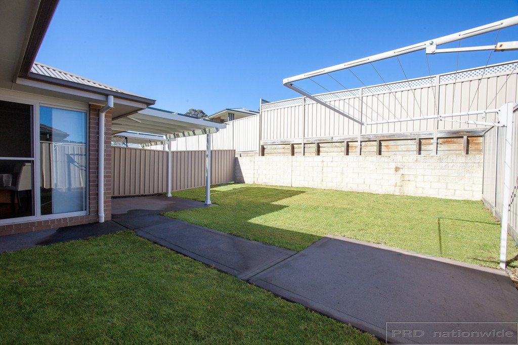25A Carnarvon Circuit EAST MAITLAND 9
