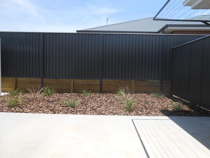 25a Faringdon Street TAMWORTH 5