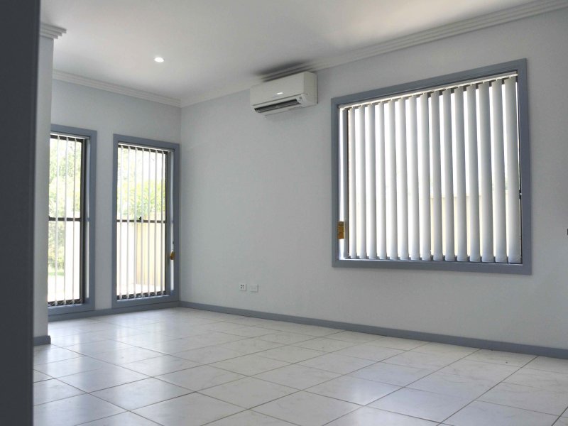 25a Kendall Street CAMPBELLTOWN 4