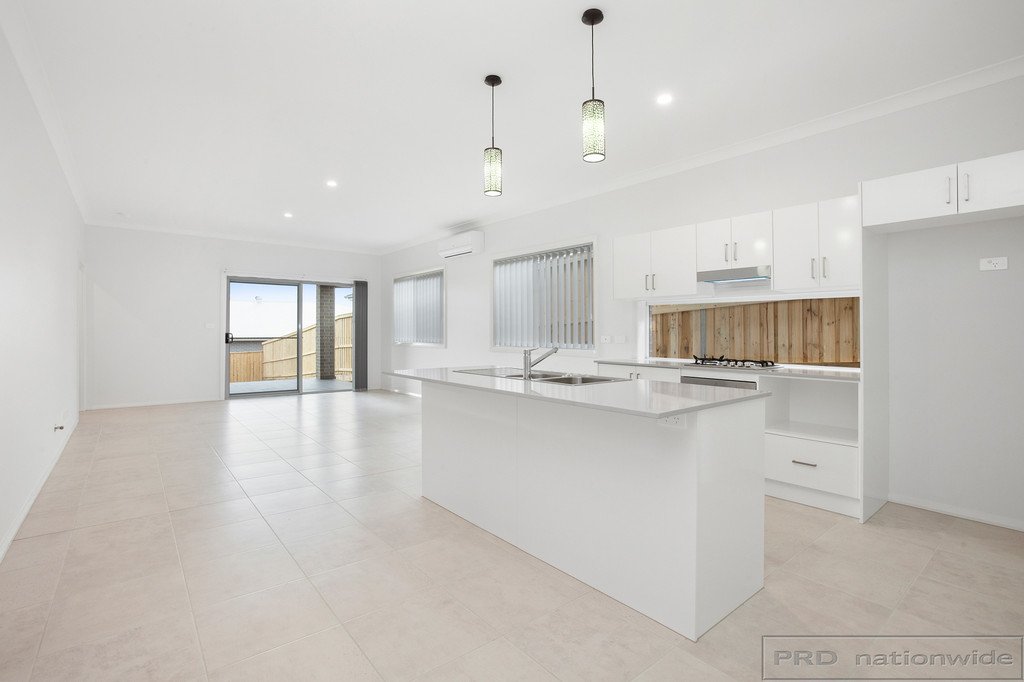 25a Lagoon Avenue BOLWARRA HEIGHTS 2