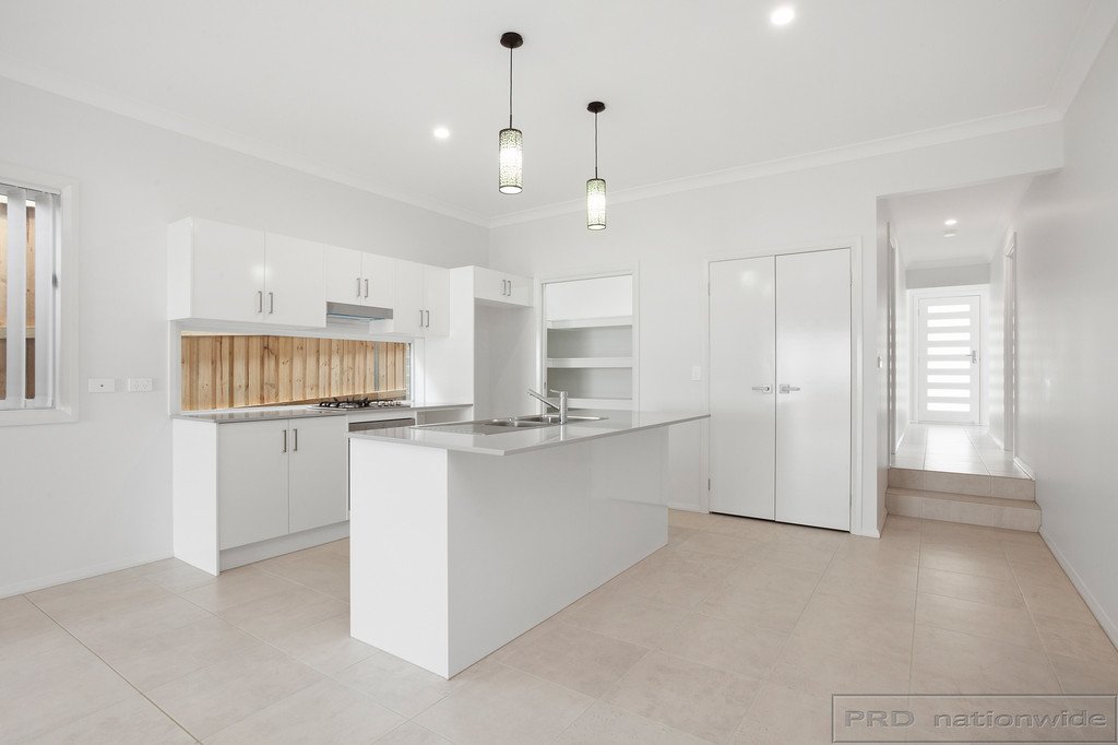 25a Lagoon Avenue BOLWARRA HEIGHTS 3