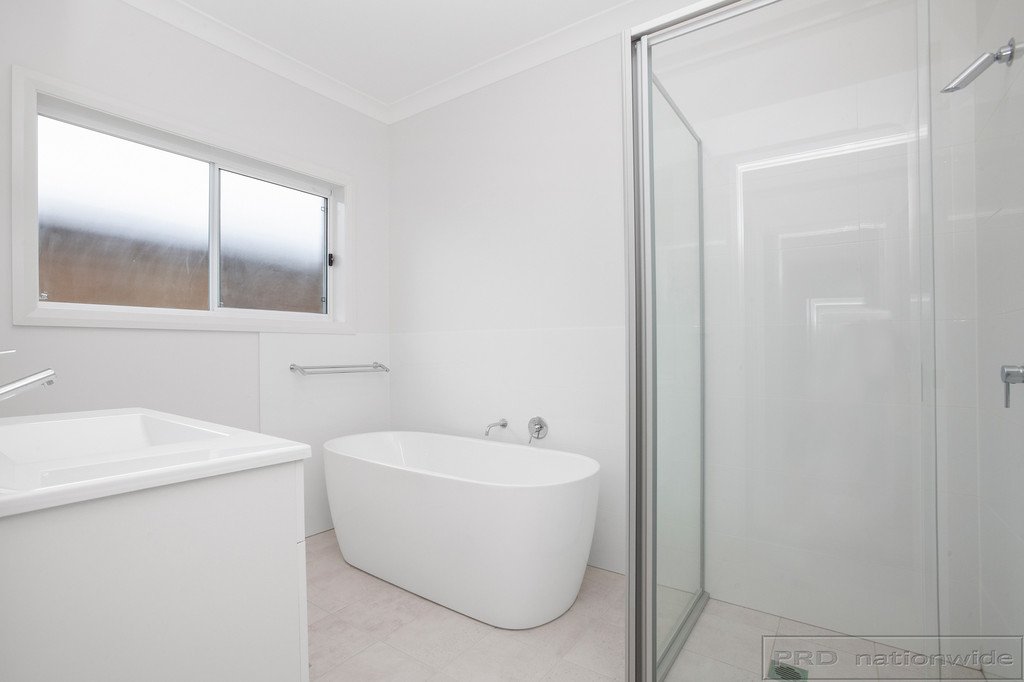 25a Lagoon Avenue BOLWARRA HEIGHTS 18