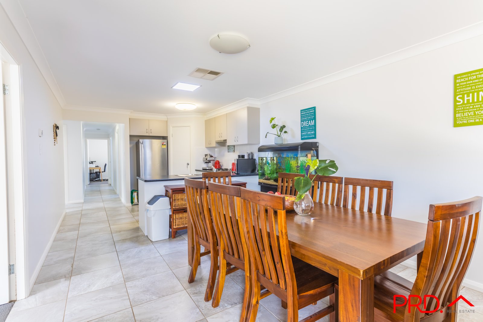 2/5a Lake Place TAMWORTH 10