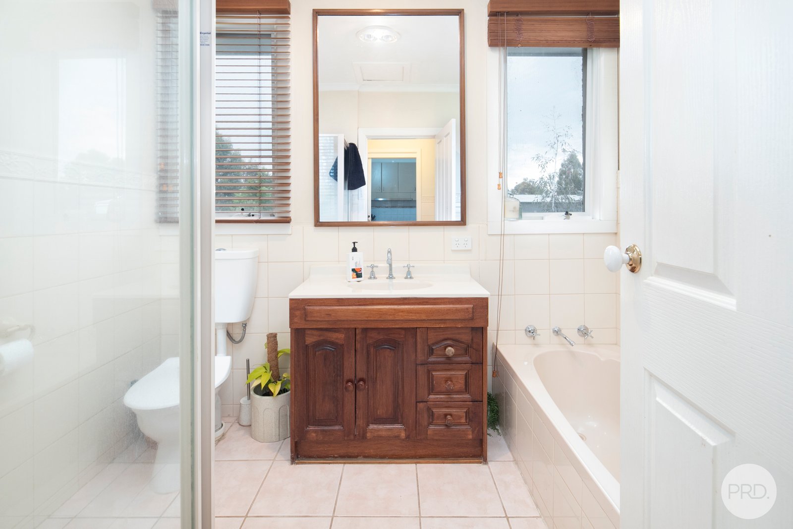 25A Suburban Street CLUNES 9