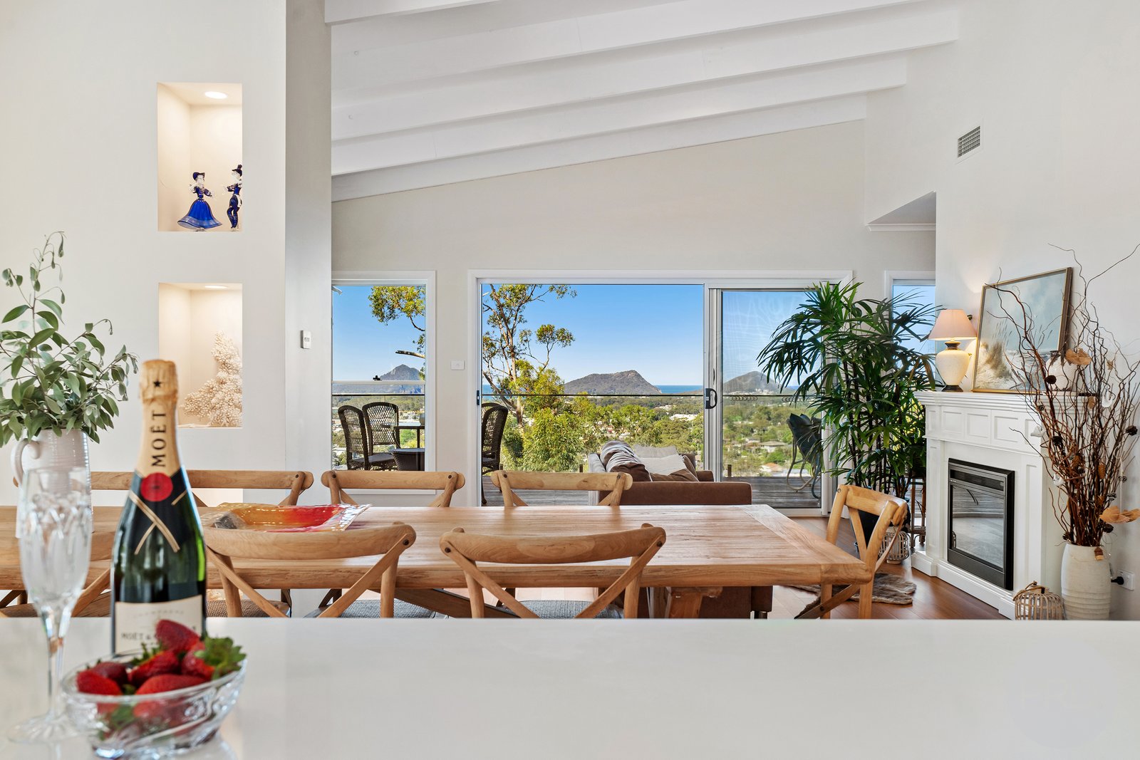 25A Tareebin Road NELSON BAY 4