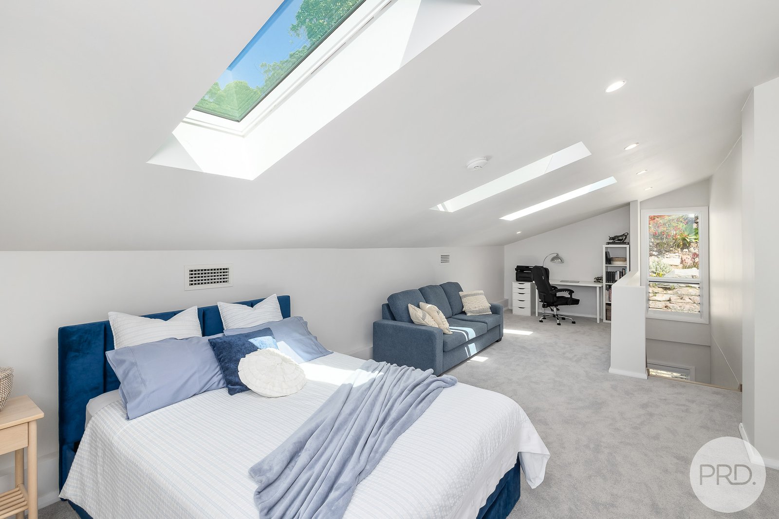 25A Tareebin Road NELSON BAY 21