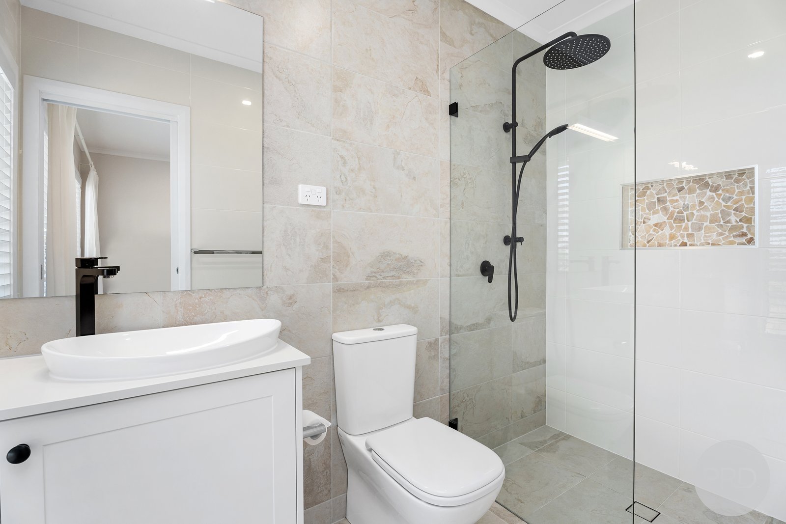 25A Tareebin Road NELSON BAY 25