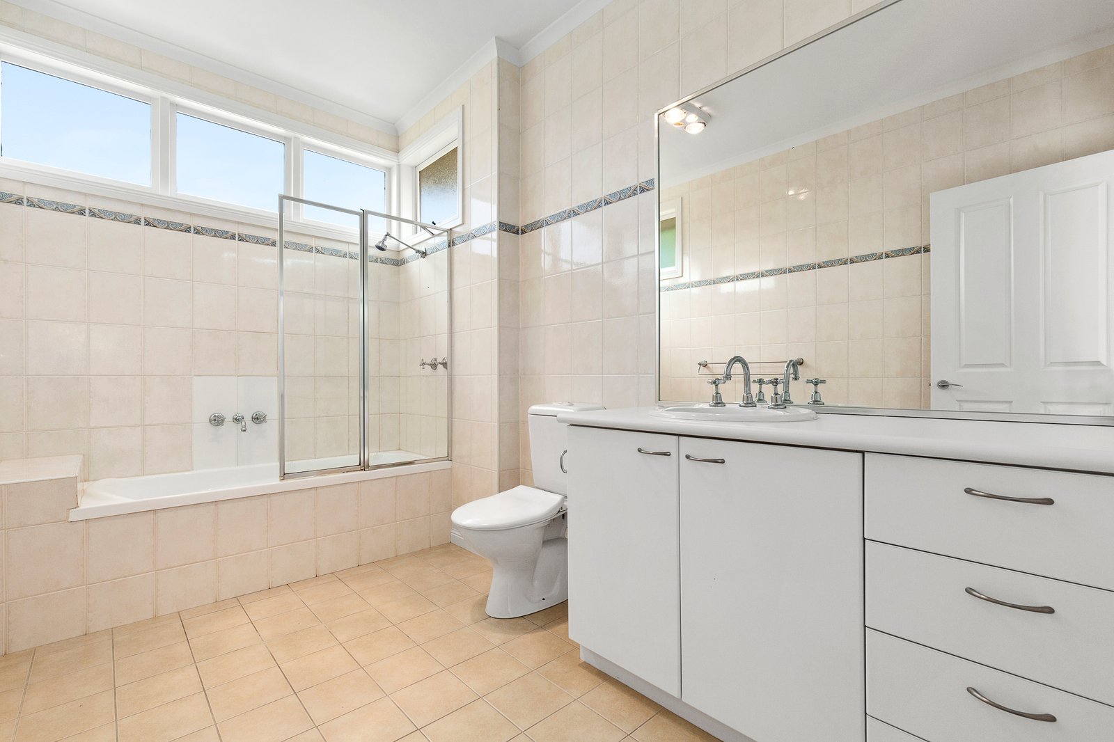 Gallery: 25a Tennyson Street