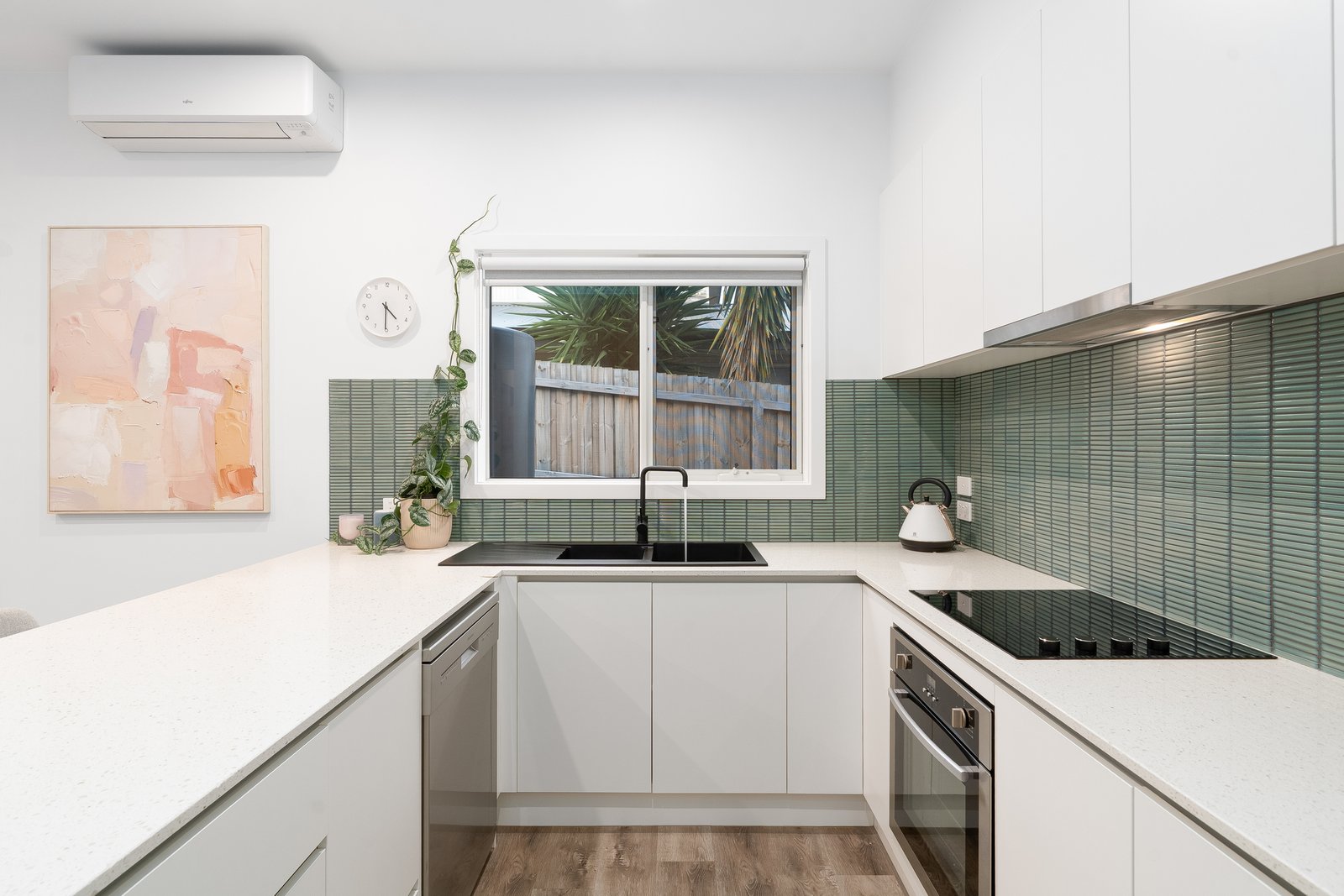 Gallery: 25B Olwen Avenue
