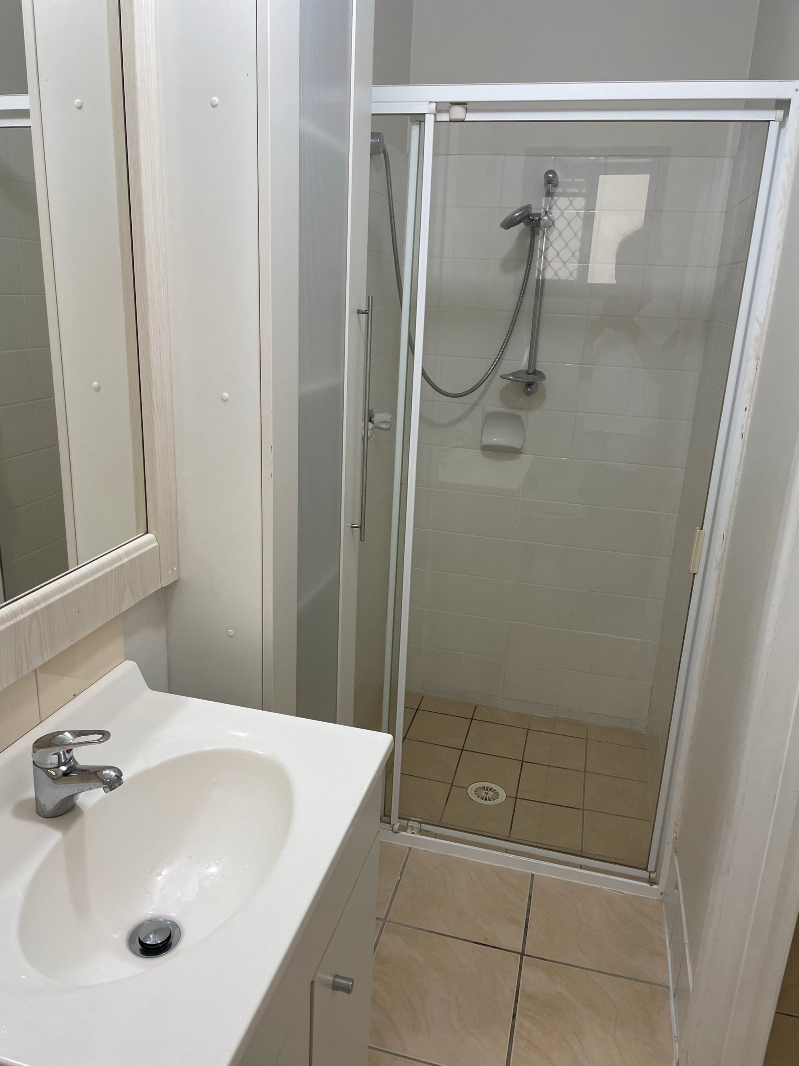 25b Parasol Street ASHMORE 4