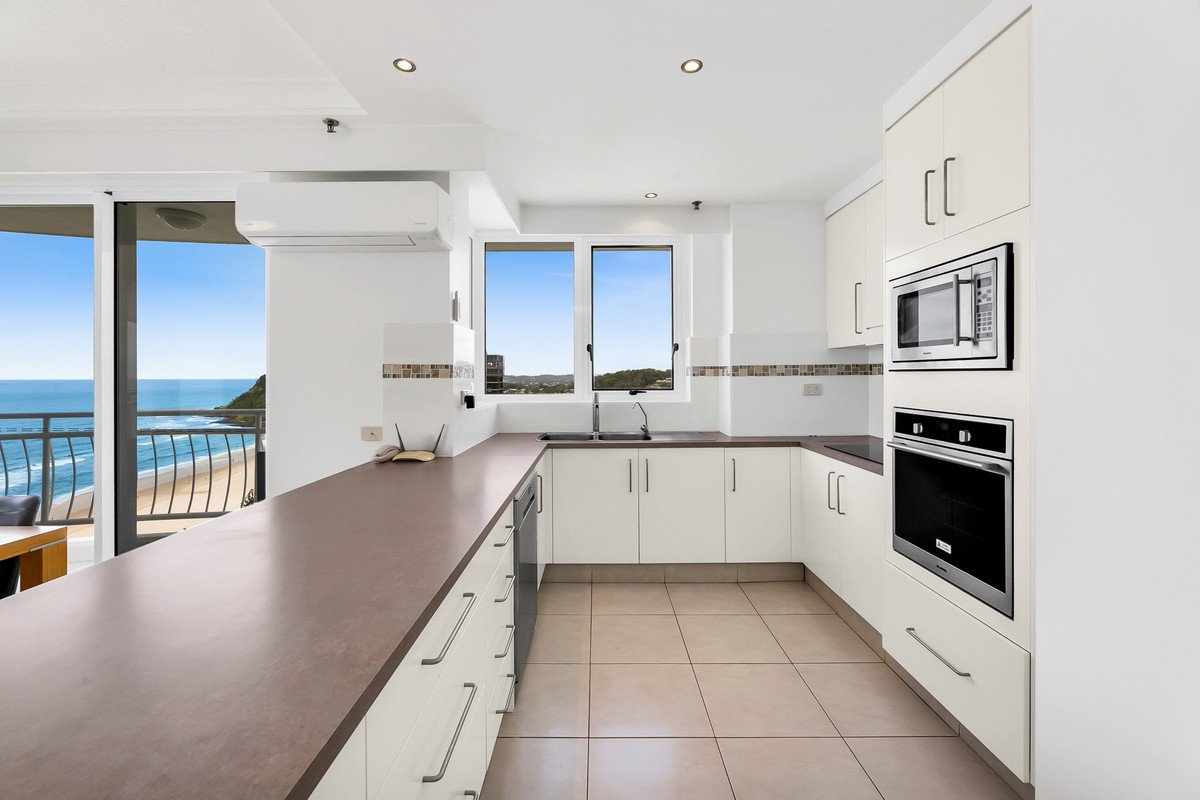 25E/3 second Avenue Burleigh Heads 3