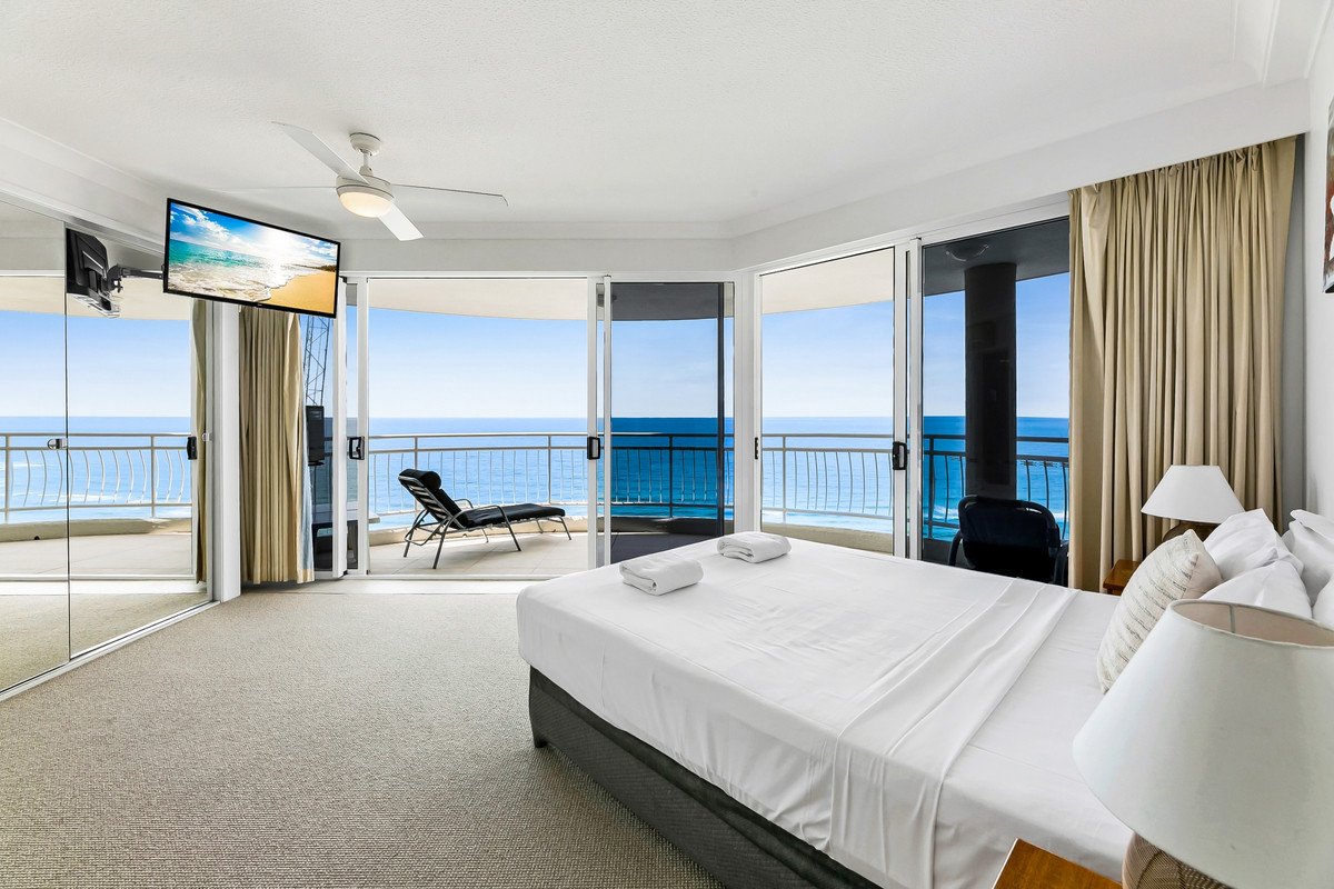 25E/3 second Avenue Burleigh Heads 16