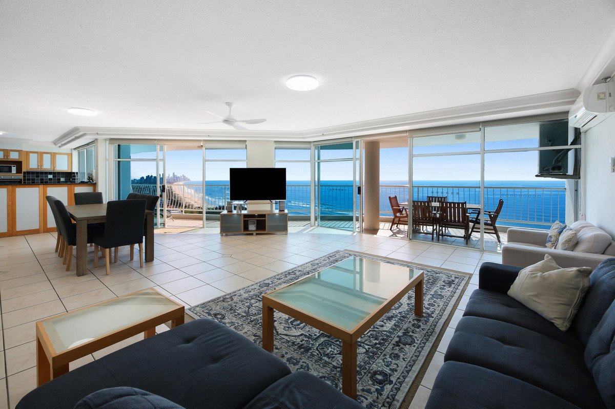 25H/238 The Esplanade Burleigh Heads 3