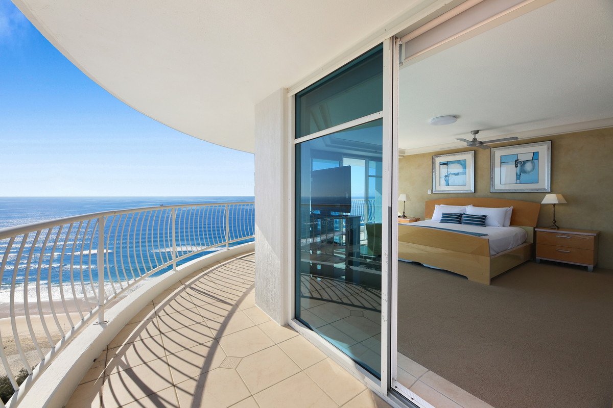 25H/238 The Esplanade Burleigh Heads 18