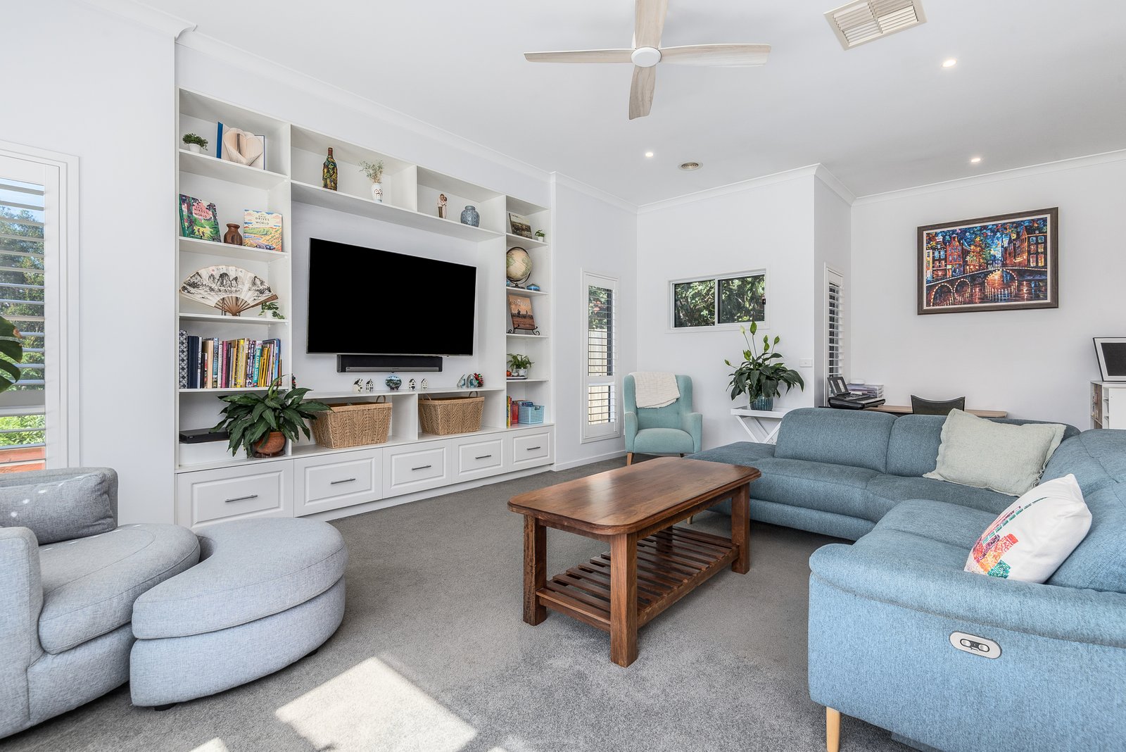 Gallery: 26-28 Monier Way