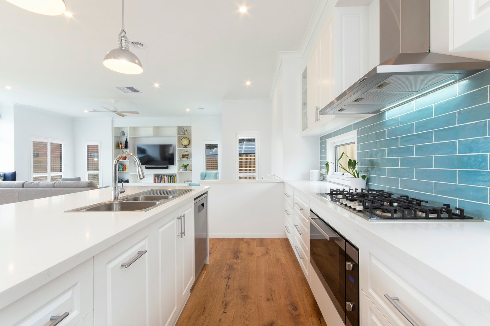 Gallery: 26-28 Monier Way