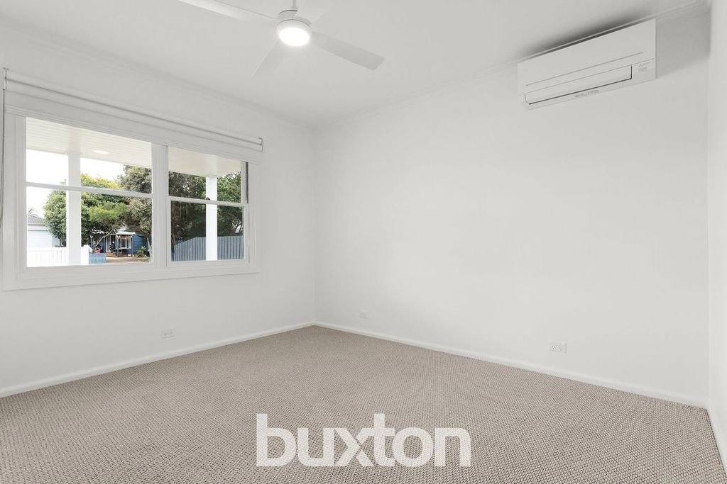 Gallery: 26 Airlie Grove
