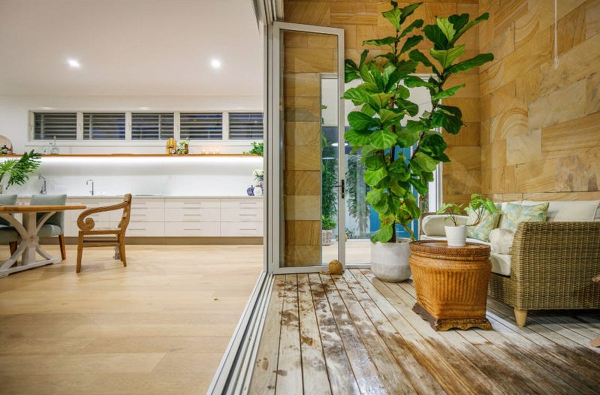 26 Alfred Street Mermaid Beach 7